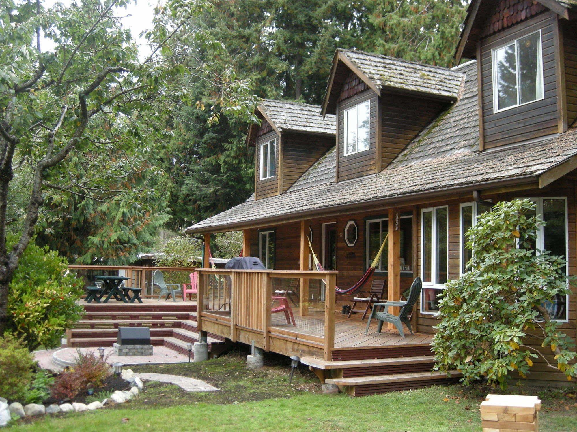Up The Creek Backpacker'S Lodge Roberts Creek Екстериор снимка